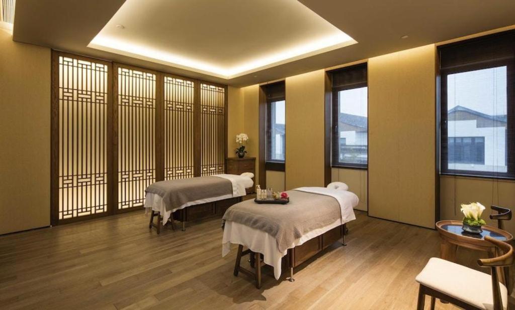 Ahn Luh Zhu Jia Jiao Hotel Shanghai Exterior photo