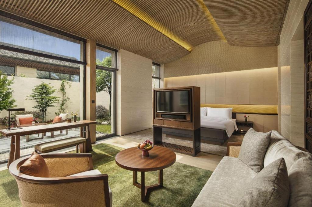 Ahn Luh Zhu Jia Jiao Hotel Shanghai Exterior photo